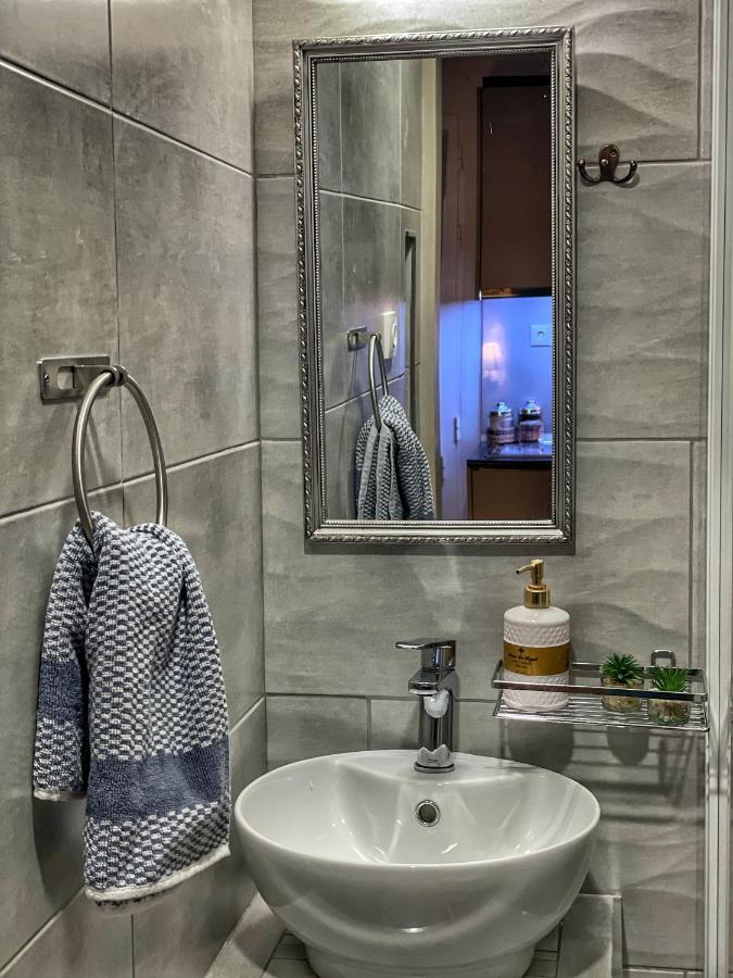 Seaview Apartment Цуцурос Екстер'єр фото